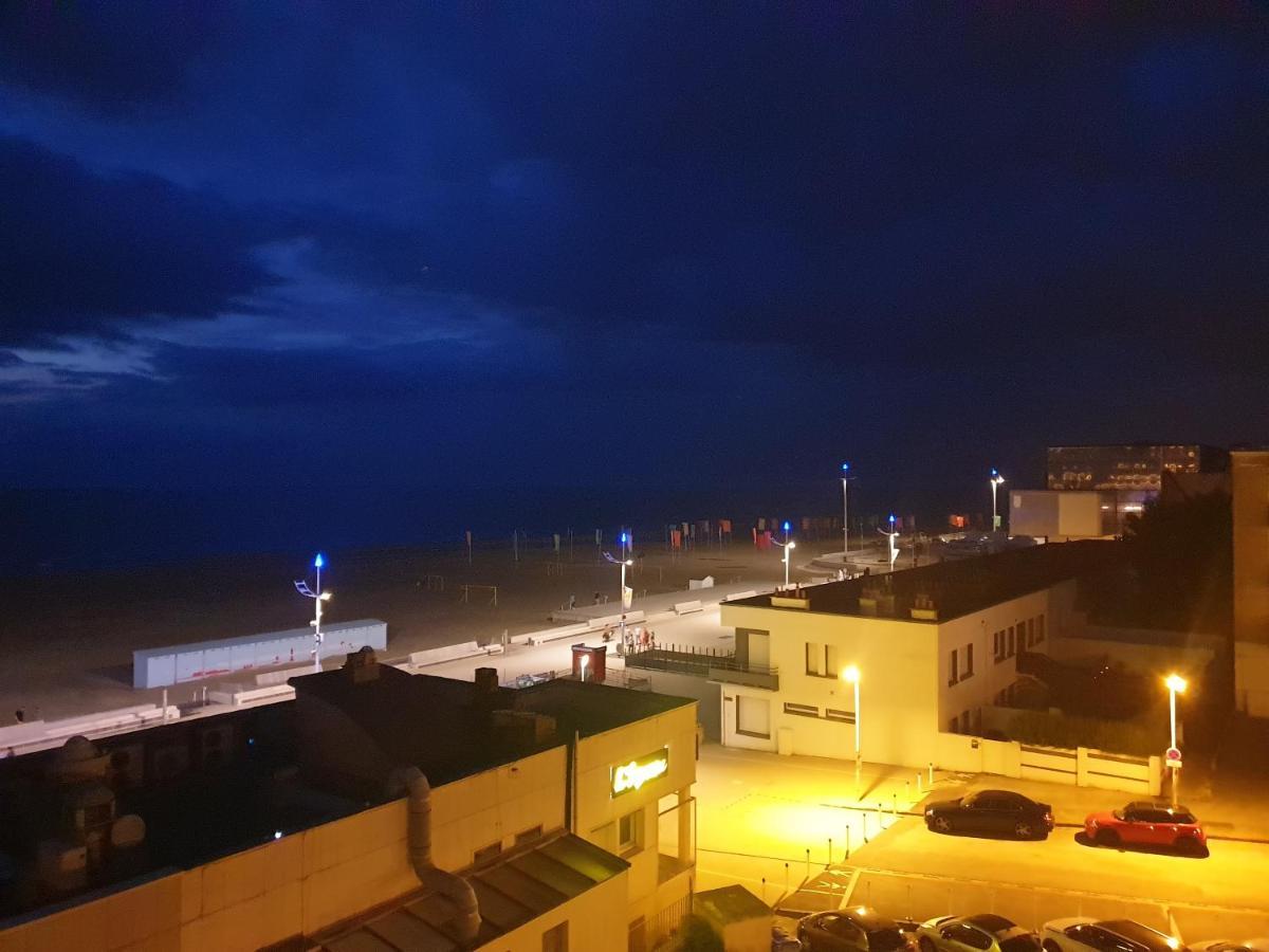 Vue Au Cœur De Malo Les Bains Pieds Dans L Eau Appartement *