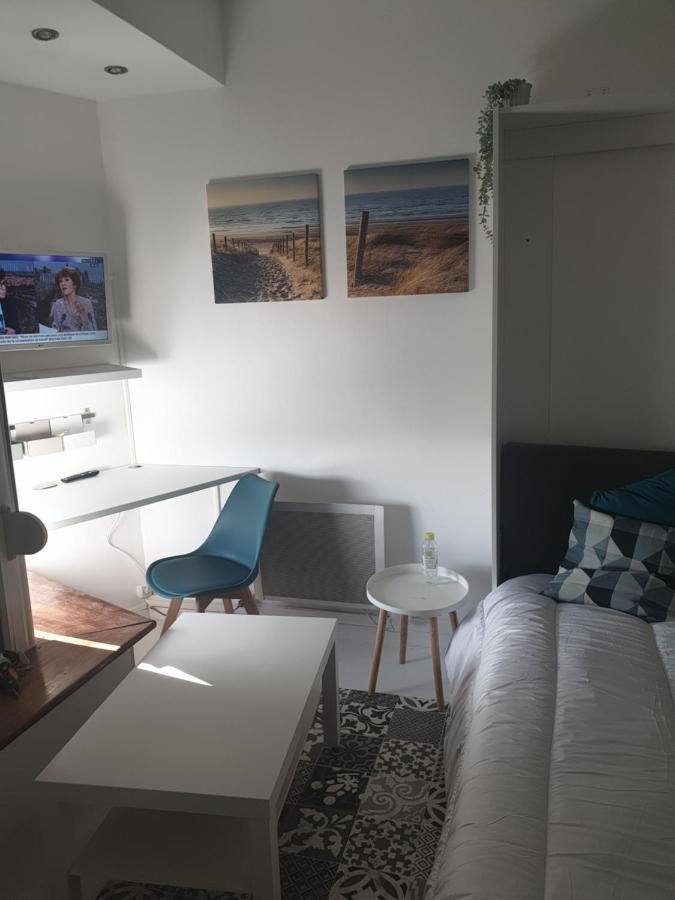 Vue Au Cœur De Malo Les Bains Pieds Dans L Eau Appartement *